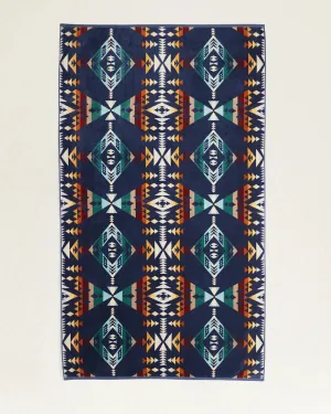 Pendleton Oversized Jacquard Towel - Diamond Peak