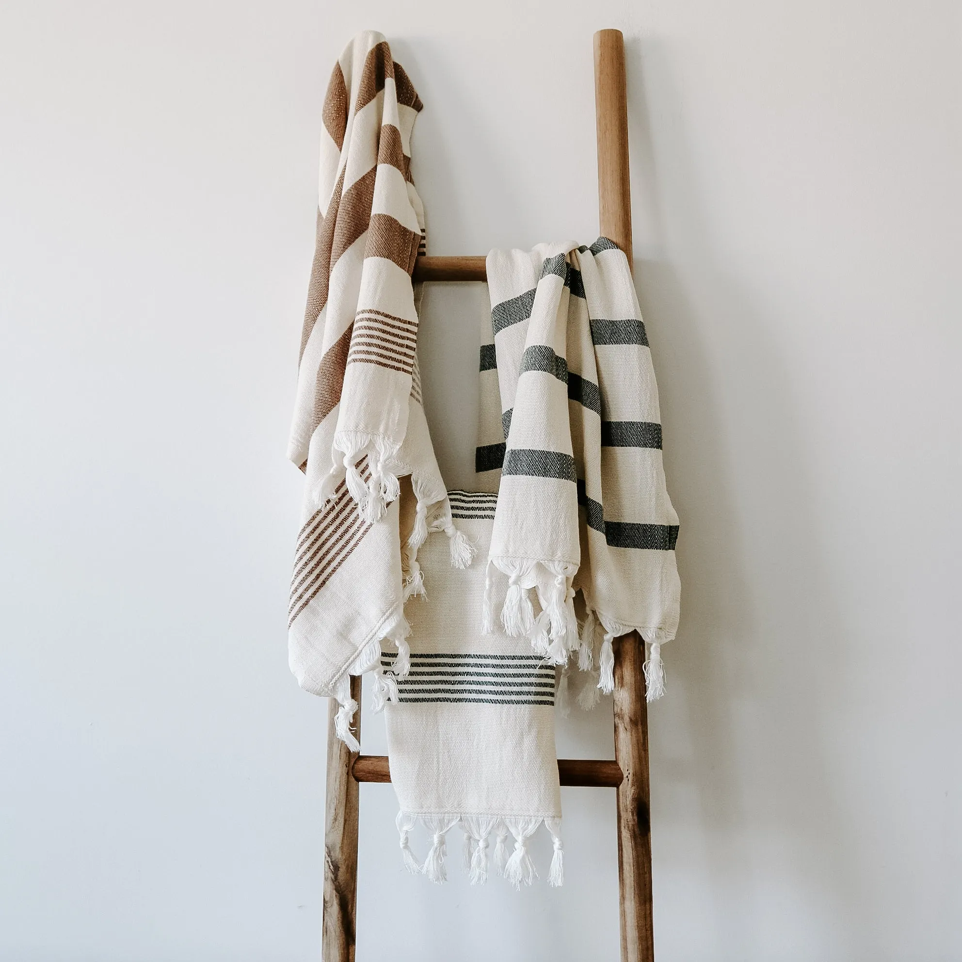 Turkish Cotton   Bamboo Hand Towel - Single Stripe